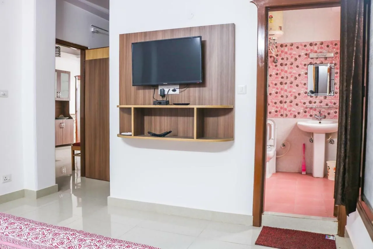 Sai Alok Homestay Shimla 0*,  India